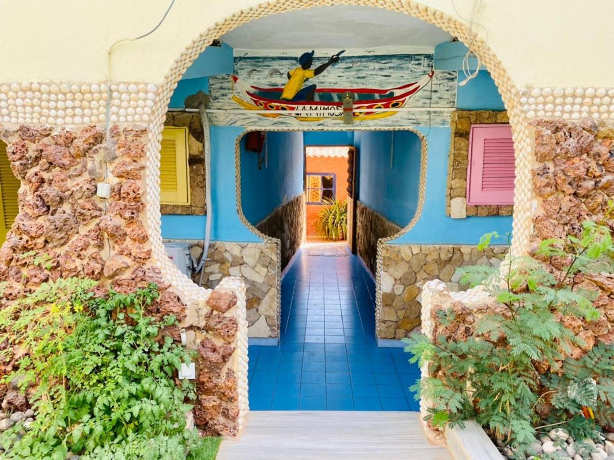 Hotel Mimosa Airport Тубаб Диалау Екстериор снимка